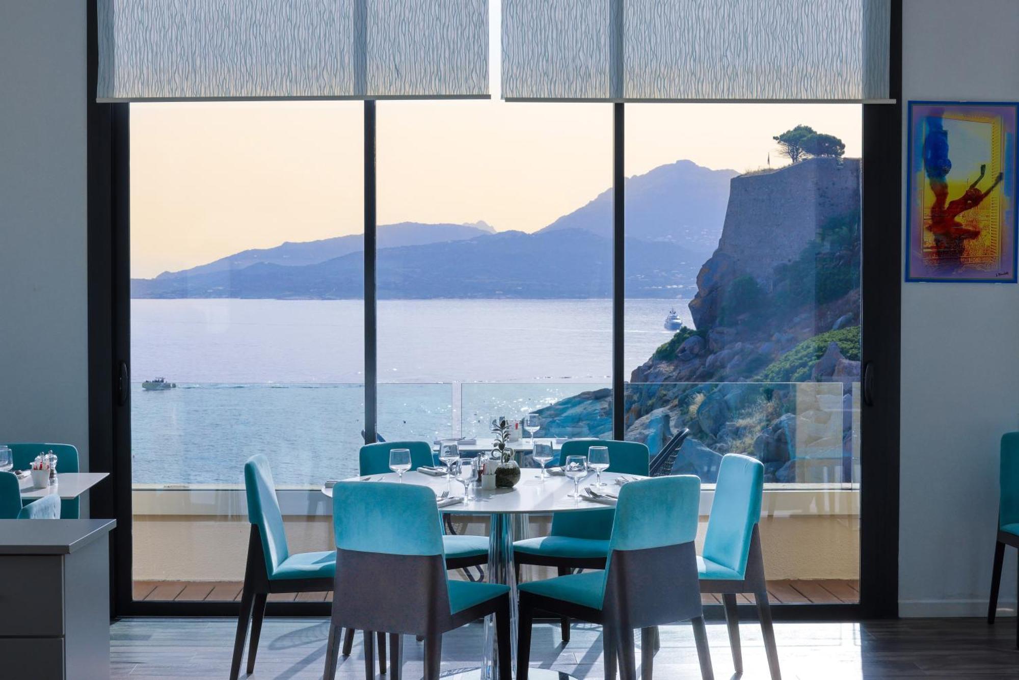 Hotel Saint Christophe กาลวี ภายนอก รูปภาพ